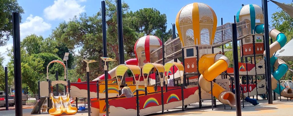 #PLAY How children learn, grow, and thrive through play